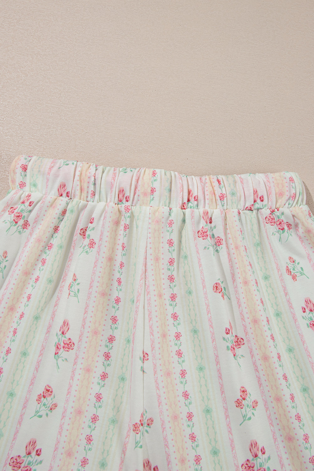 White Floral Print Contrast Pipping Short Pajamas Set