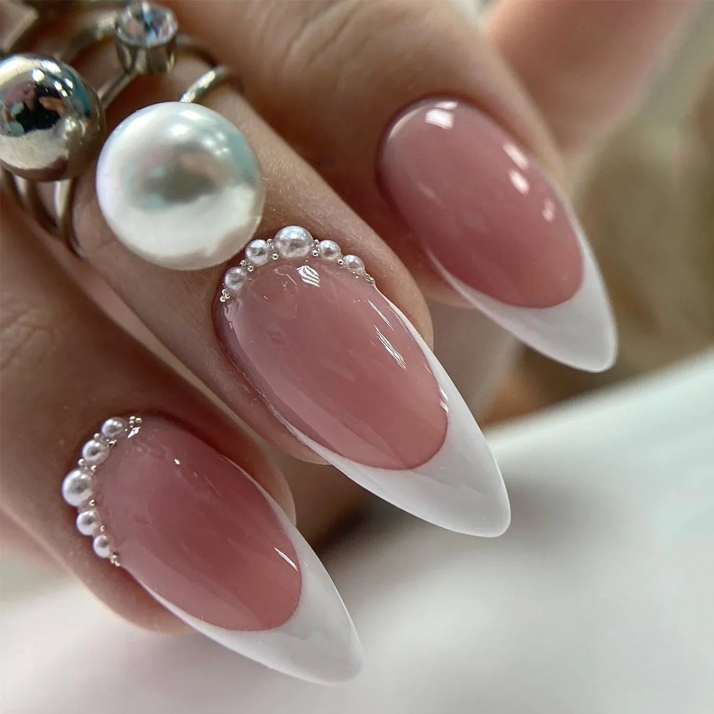 24Pcs Medium Long Acrylic Fake Nails Art Cool Spice Girls Wearing False Nails Set Press on Nail Tips Removable French Nails Fake
