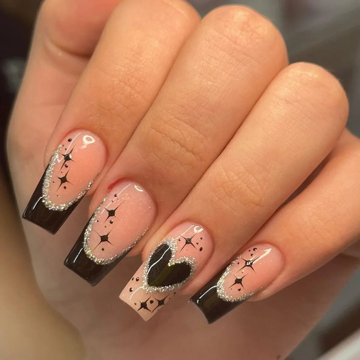 24Pcs Medium Long Acrylic Fake Nails Art Cool Spice Girls Wearing False Nails Set Press on Nail Tips Removable French Nails Fake