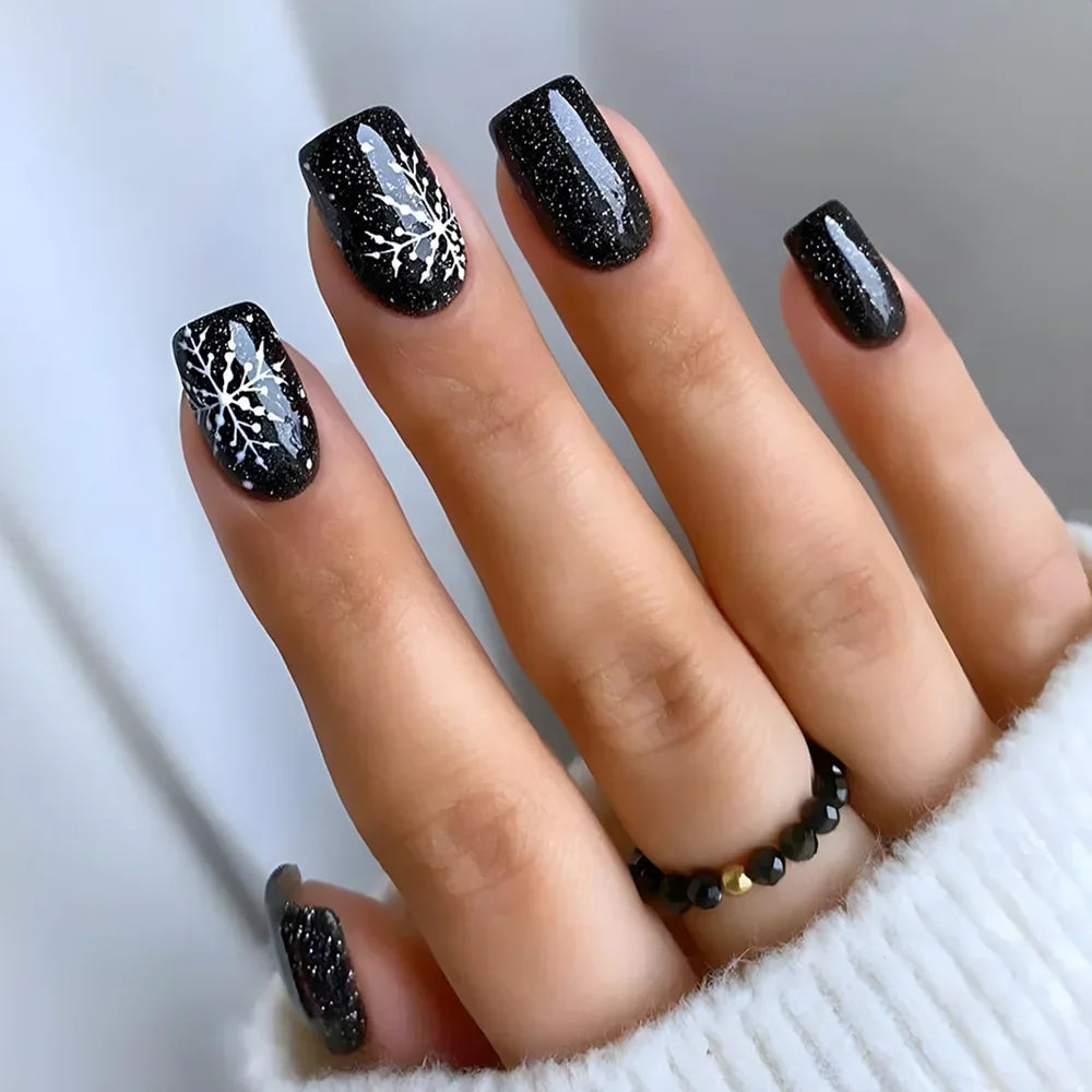 24Pcs Short Retro Flower Design Nails Art Manicure Pink False Nails Wearable Square Fake Nails Press on Full Cover Nail Tips