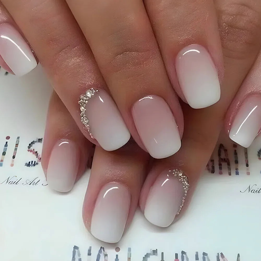 24PCS Shiny Pearl Wearable False Nails Short Square Fake Nail Simple Press on Nails Detachable Full Cover Nail Tips With Glue