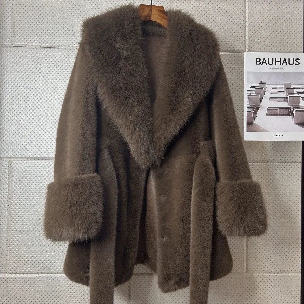 Winter women faux fur coat fake fur coat mink fur jacket with belt