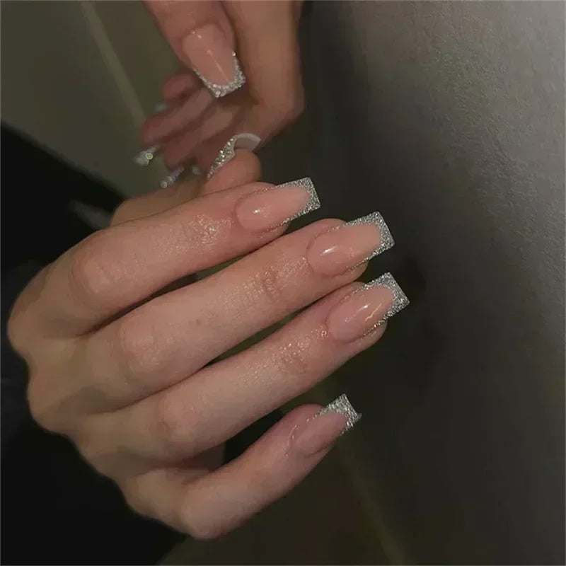 24Pcs French Tip Press on Nails Short Coffin False Nails Simple Wearable Fake Nails Frosted Full Cover Press on Nail Tips Art