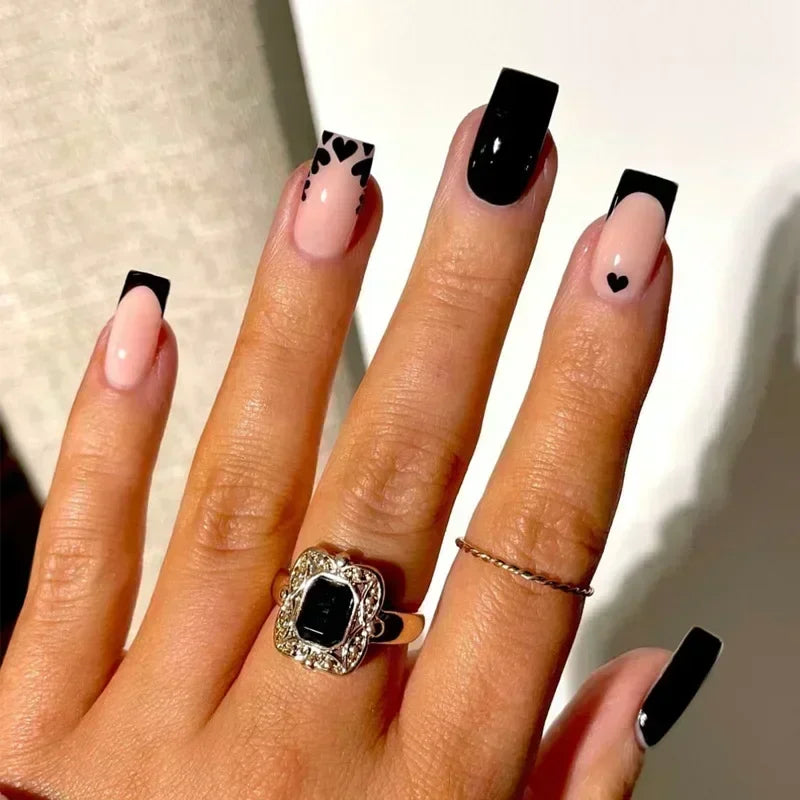24Pcs French Tip Press on Nails Short Coffin False Nails Simple Wearable Fake Nails Frosted Full Cover Press on Nail Tips Art