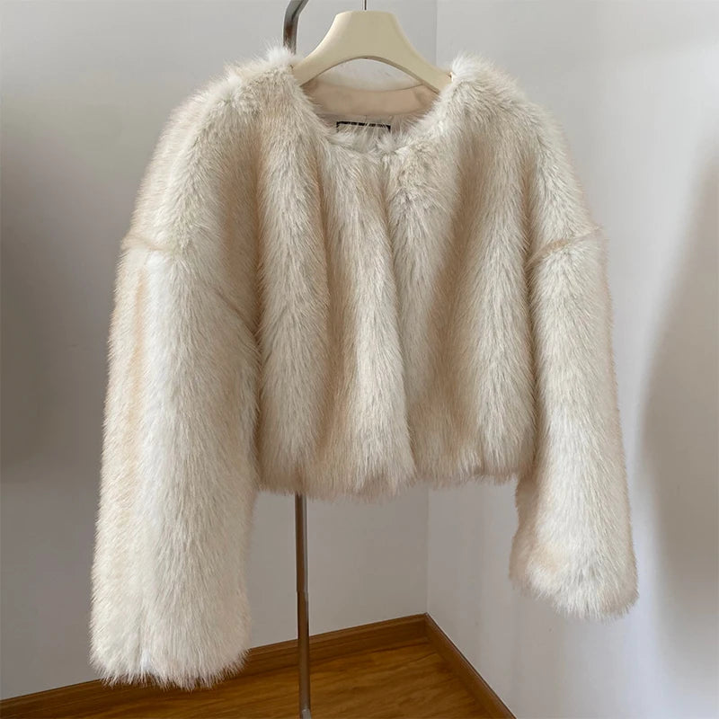 Ins Hot Brand Fashion Black Warm Cozy Cropped Faux Fur Coat Women Winter 2024 Chic Girls Street Fashion Luxury Short Fur Jacket