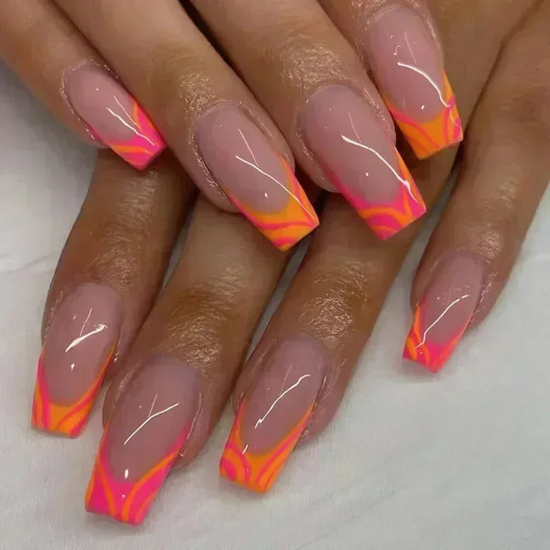24Pcs French Tip Press on Nails Short Coffin False Nails Simple Wearable Fake Nails Frosted Full Cover Press on Nail Tips Art