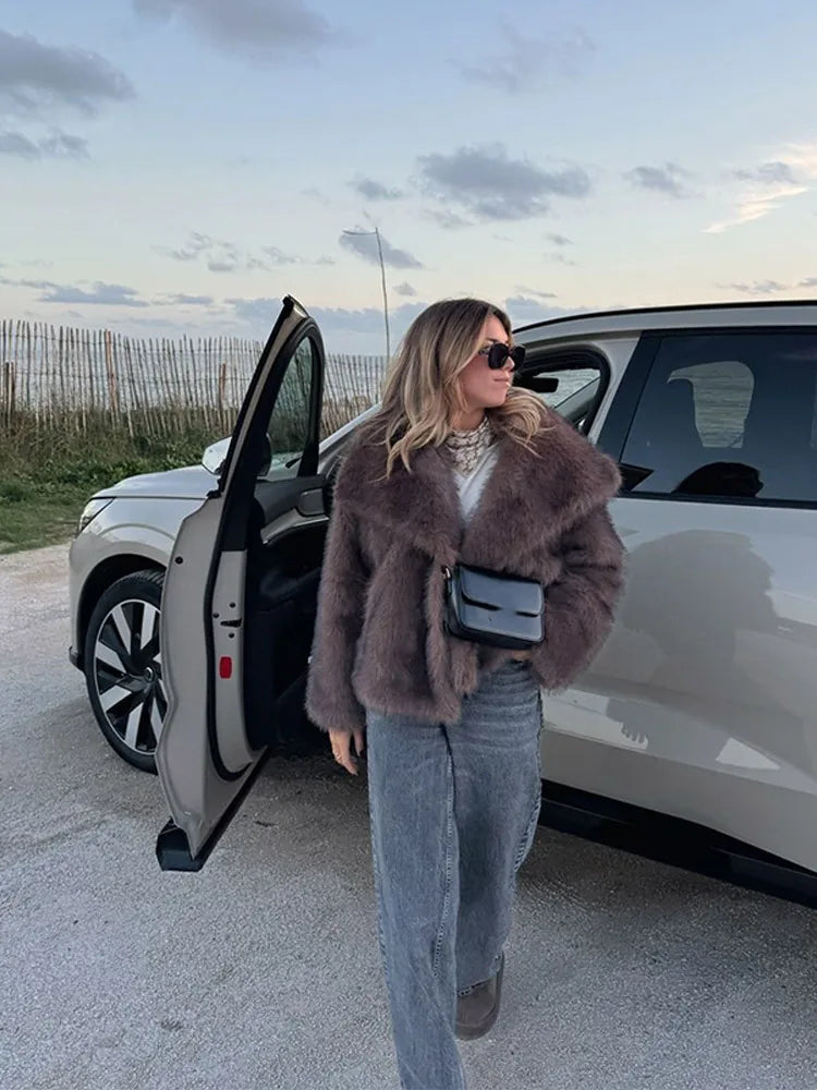 Women's Brown Long Sleeved Buttons Faux Fur Coat Winter Thick Warm Fury Turn-down Jacket Female High Street Outerwear 2024