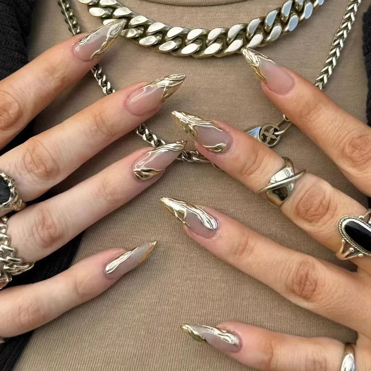 24Pcs French Gold Edge Wearable Almond Press on Fake Nails Simple Pearl Decoration False Nails with Glue Full Over Manicure Tips
