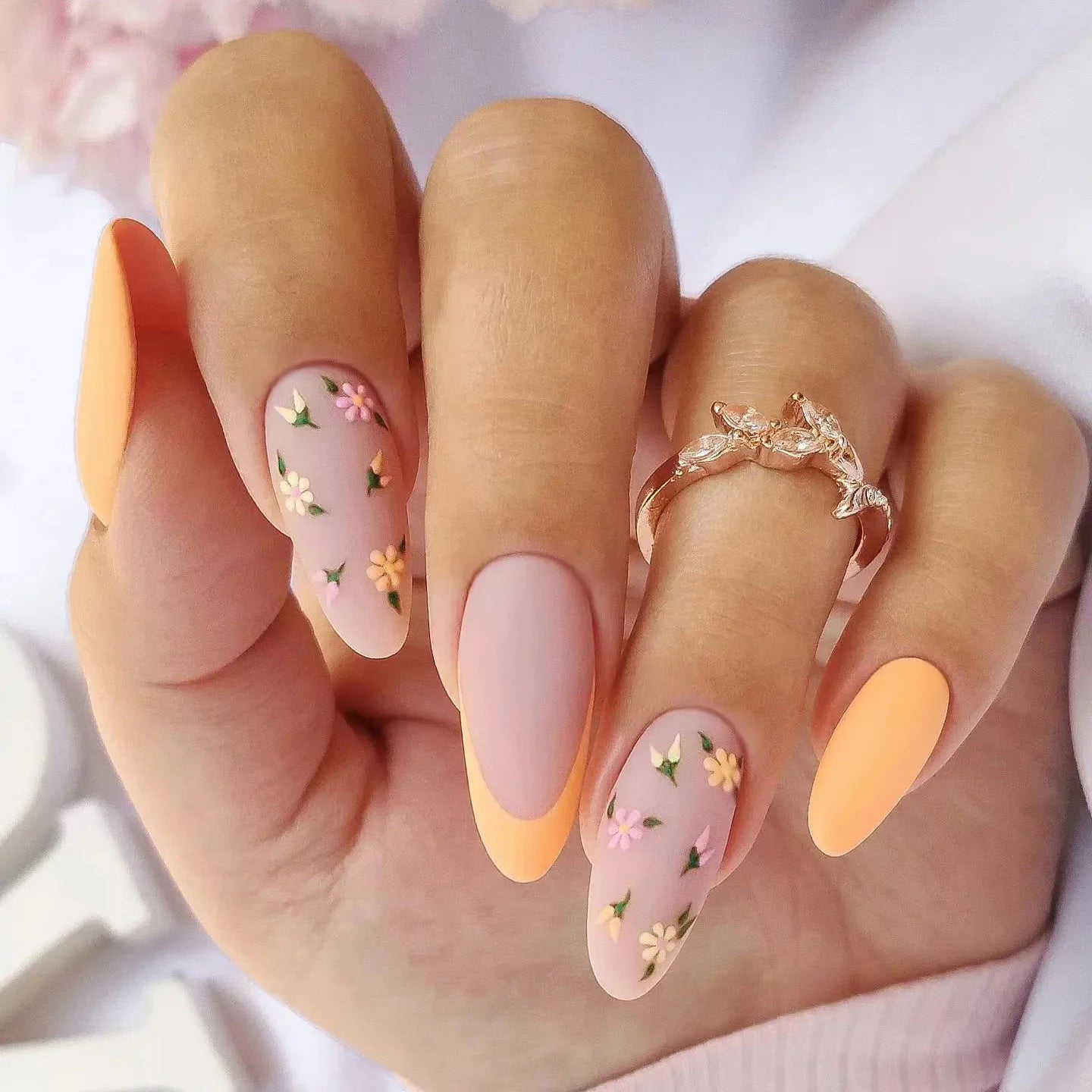 24Pcs/Set False Nails Long Round Coffin Cute Kawaii Stick on Art Nail Ballerina Press on Nail Set Seamless Removable Fake Nails