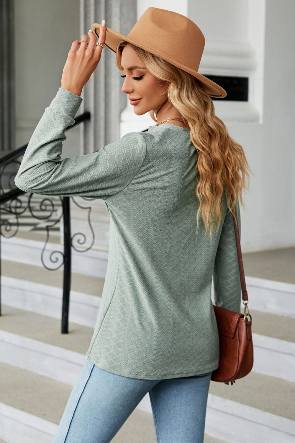 Notched Neck Long Sleeve Buttoned Blouse