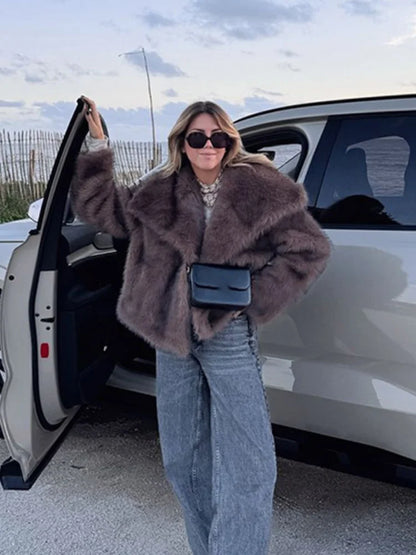 Luxury Brown Oversized Stand Collar Faux Fur Coats Women Fashion Long Sleeve Loose Thicken Jackets 2024 Winter Lady Streetwear