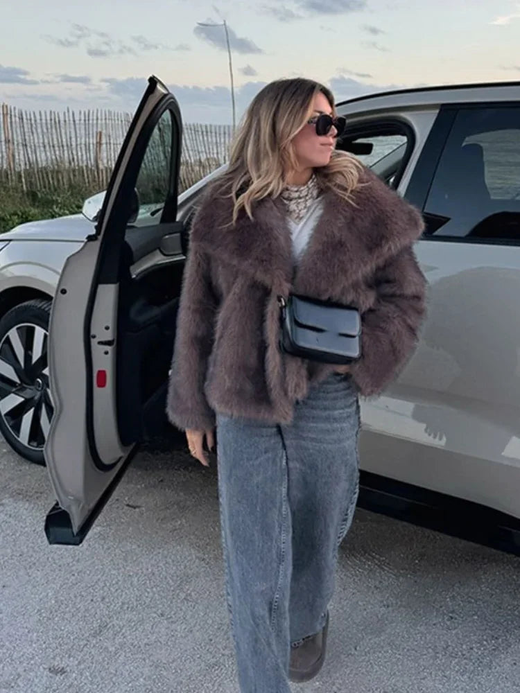 Brown Big Lapel Faux Fur Fury Women's Coats Fluffy Long Sleeved Thick Warm Fury Jackets 2024 Winter Lady Casual Street Outwear