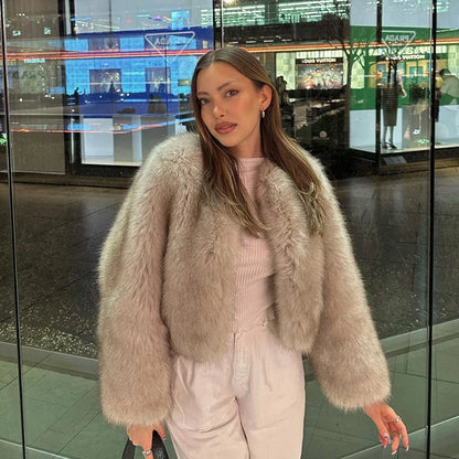 Ins Hot Brand Fashion Black Warm Cozy Cropped Faux Fur Coat Women Winter 2024 Chic Girls Street Fashion Luxury Short Fur Jacket