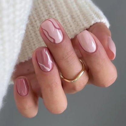 24Pcs Short Retro Flower Design Nails Art Manicure Pink False Nails Wearable Square Fake Nails Press on Full Cover Nail Tips