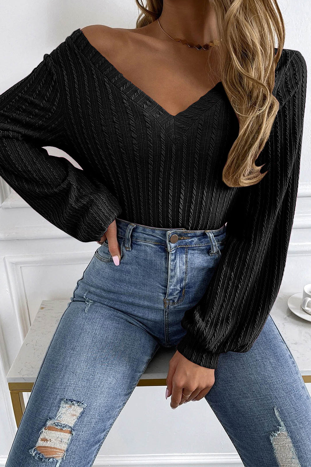 V-Neck Long Sleeve Knit Top