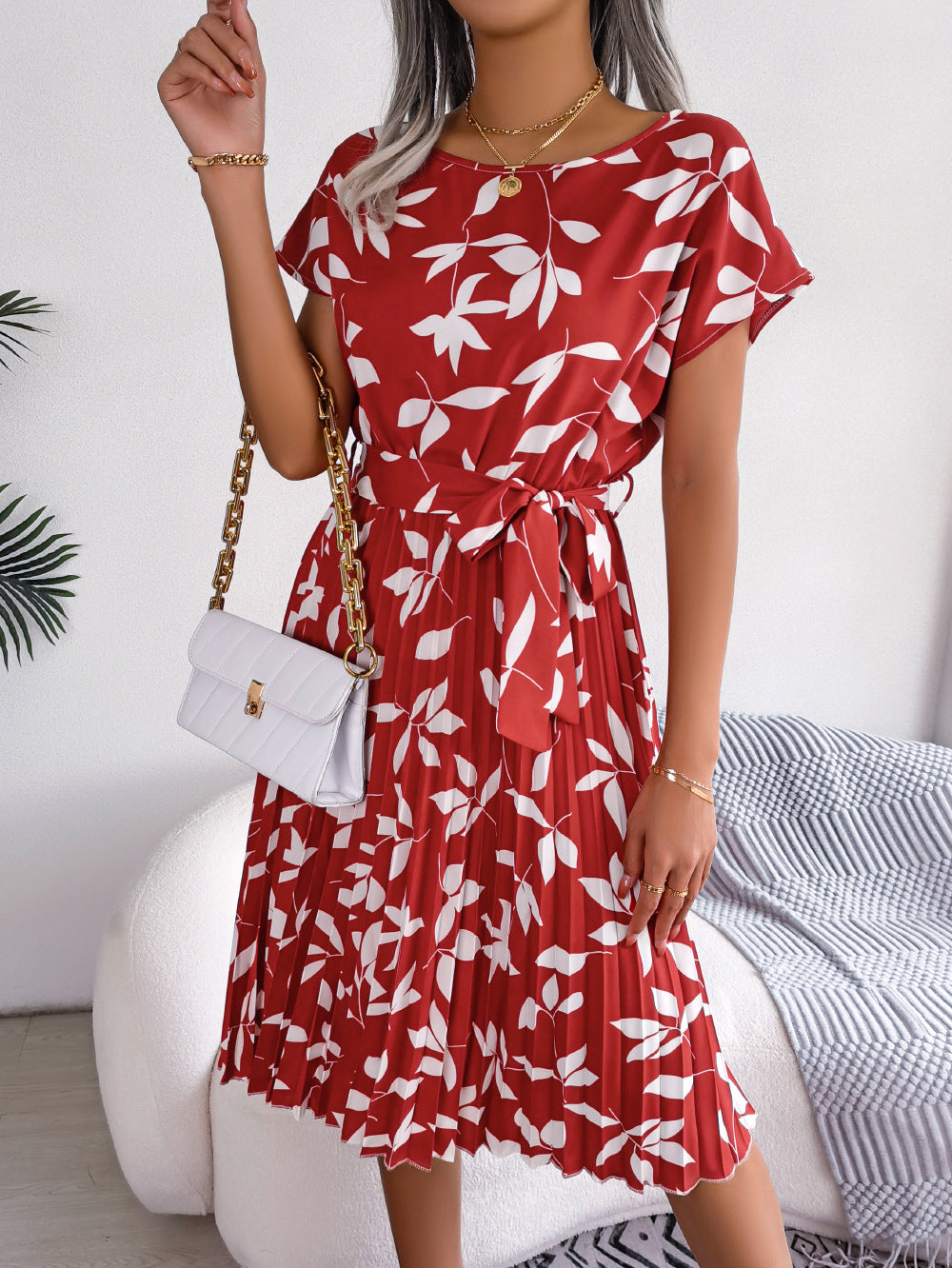 Printed Round Neck Short Sleeve Pleated Dress